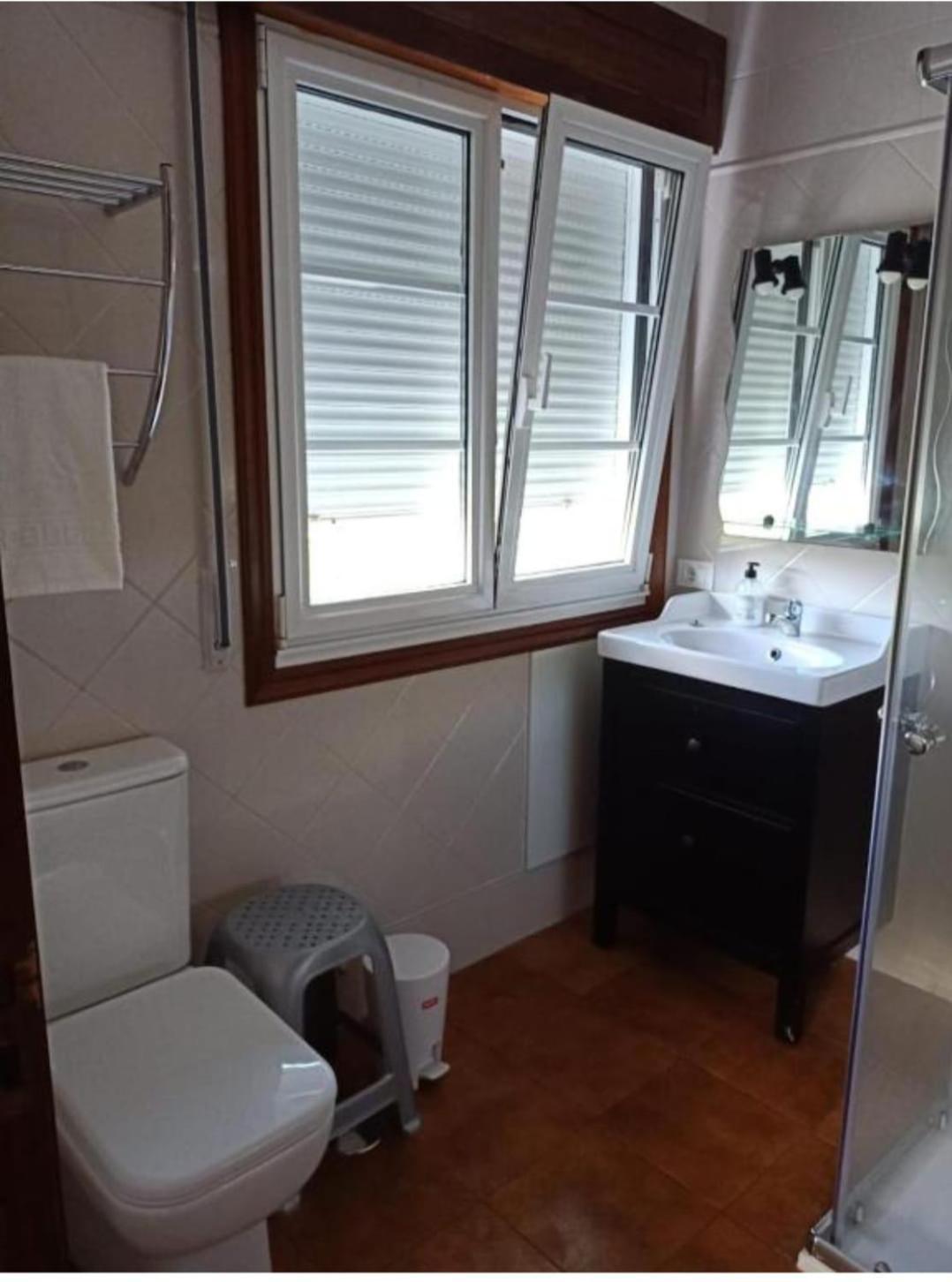 Apartamento En Bloque Vivienda Con Piscina Y Barbacoa A 15 Min De La Playa Meis Екстериор снимка