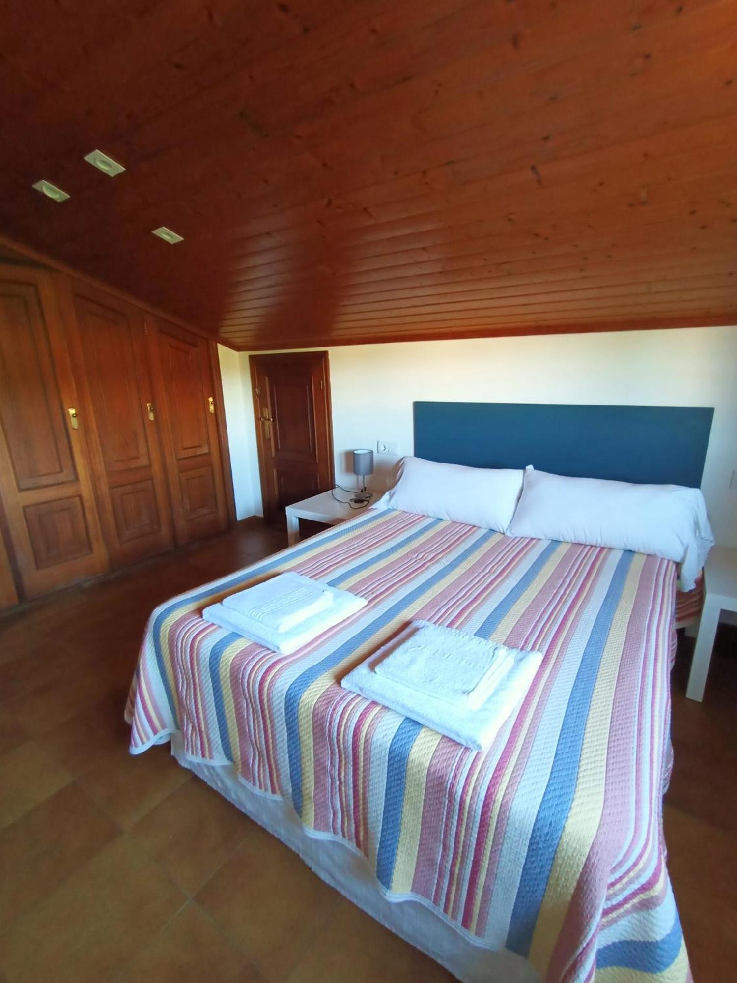 Apartamento En Bloque Vivienda Con Piscina Y Barbacoa A 15 Min De La Playa Meis Екстериор снимка